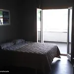Uniclub House *