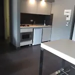 Uniclub House 科森扎
