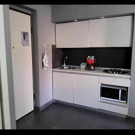 Uniclub House * 코센차