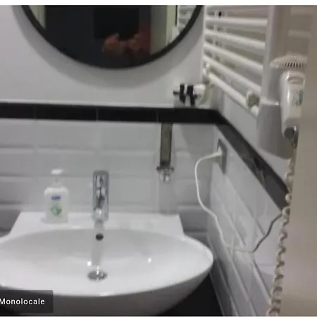 Uniclub House 아파트 코센차