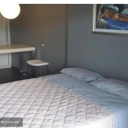 Uniclub House 코센차